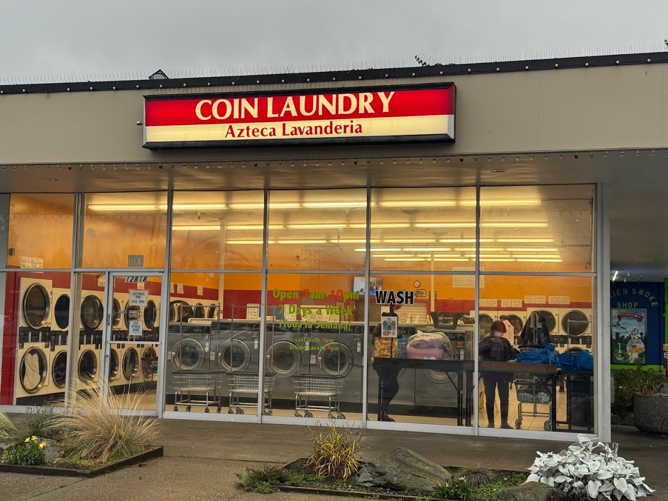 Azteca Lavanderia